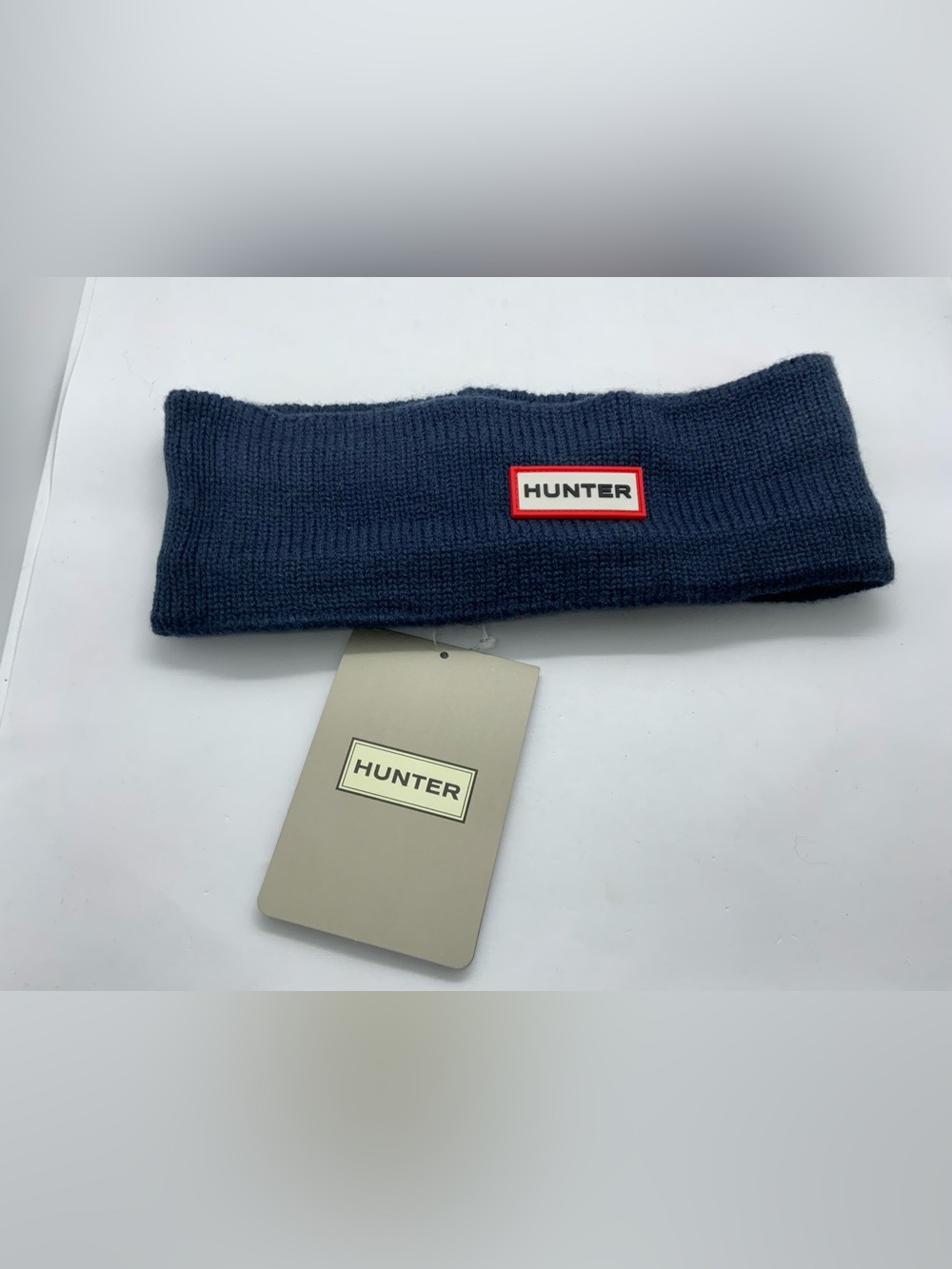 Hunter
Play Essential Headband